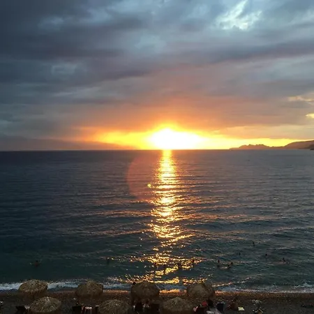 Παραθεριστικη Κατοικία