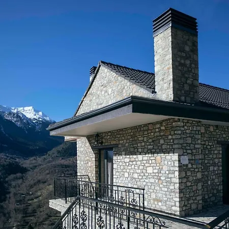 με θέα Country house Mega Chorio